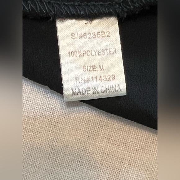 🥈 Poetry Sheer Hi-Low Collar Tip Cut-Out Blouse - Picture 10 of 12